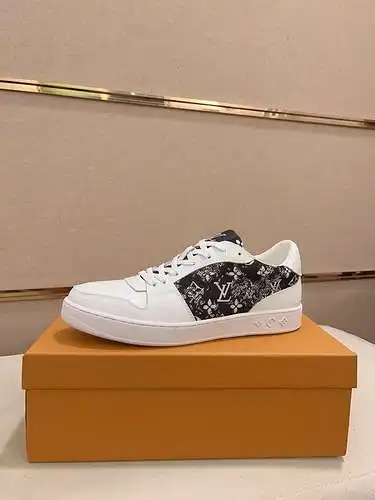 Zapatos de hombre LV Código: 0525B30 Talla: 38-44