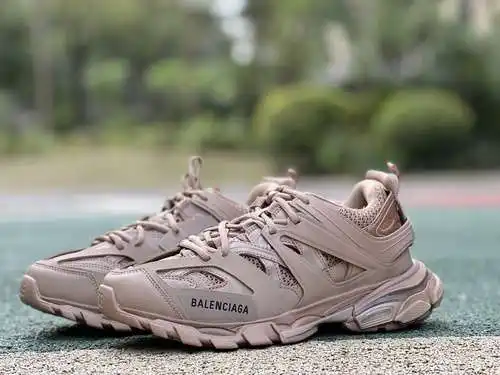 Balenciaga 3.0 caqui Balenciaga Triple S zapatos papá Balenciaga