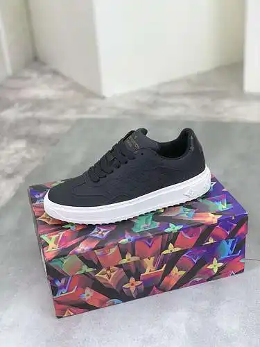 Zapatos de hombre LV Código: 0710C00 Talla: 38-44