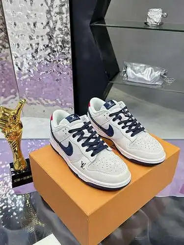 Zapatos de marca compartida* LV para hombre y mujer Código: 0624C40 Talla: 35-45 (la 45 está hecha a