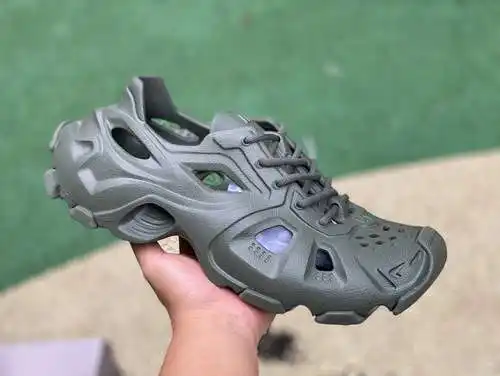 Sandalias de tiras Balenciaga verde claro Balenciaga Sandalias de goma Balenciaga Baotou suela grues