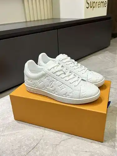 Zapatos de hombre LV Código: 0518B80 Talla: 38-44 (45 personalizados)