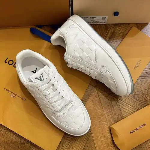 Zapatos de hombre LV Código: 0704B40 Talla: 38-44