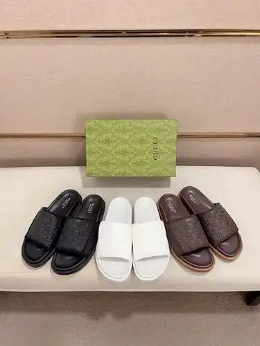Zapatos de hombre de marca compartida* Gucci LV Código: 0616A90 Talla: 38-44