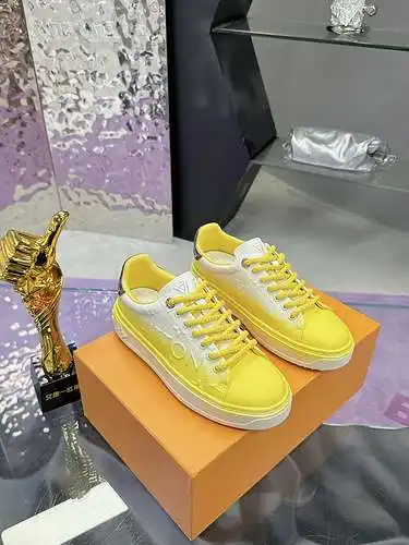 Modelo Pareja LV Código: 0703C60 Talla: Mujer 35-40 (Mujer 41. 42 personalizado). Hombres 39-44