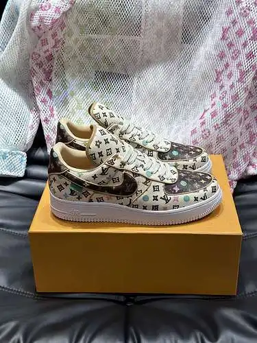 Zapatos de hombre de marca compartida LV* Código: 0531B80 Talla: 38-44