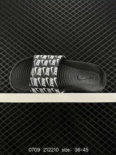Zapatillas NIKE VICTORI ONE SLIDE Zapatillas de playa modernas de verano Número de artículo: CN967 C