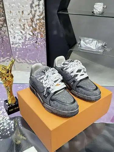 Zapatos LV para hombre y mujer Código: 0624E80 Talla: mujer 35-40, hombre 39-44 (45 a medida, no ree