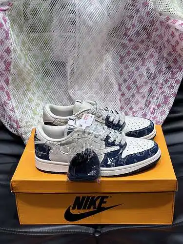Zapatos de hombre de marca compartida LV* Código: 0531B80 Talla: 38-44