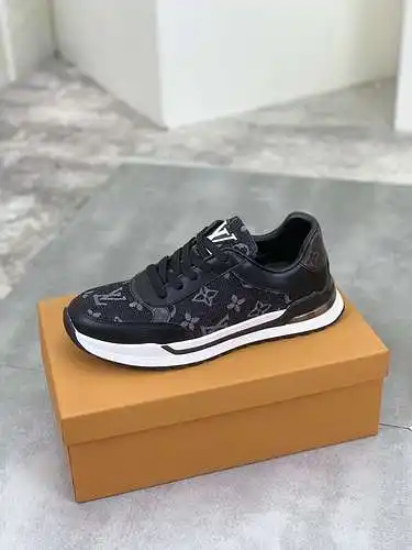 Zapatos de hombre LV Código: 0614B40 Talla: 38-44