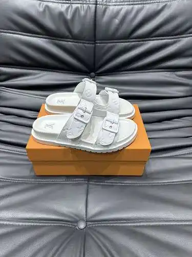 Zapatos de hombre LV Código: 0521B10 Talla: 38-45