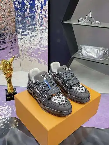Zapatos LV para hombre y mujer Código: 0526E80 Talla: Mujer 35-40 Hombre 39-46
