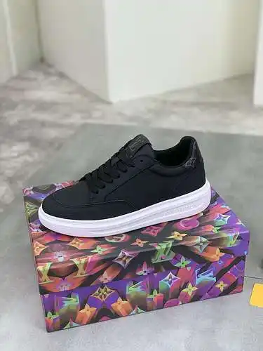Zapatos de hombre LV Código: 0614C00 Talla: 38--44