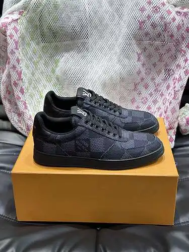 Zapatos de hombre LV Código: 0531B40 Talla: 38-44