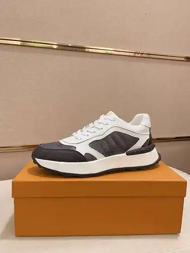 Zapatos de hombre LV Código: 0524B60 Talla: 38-44
