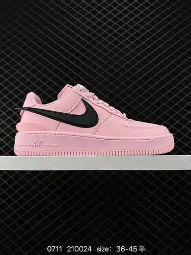 2 zapatillas casual Nike Air Force 1 AF bajas Ambush x Nk Air Force '7 Low SP El icónico Swoosh de m