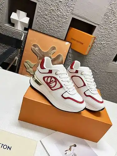 Zapatos LV para hombre y mujer Código: 0609D00 Talla: 35-44