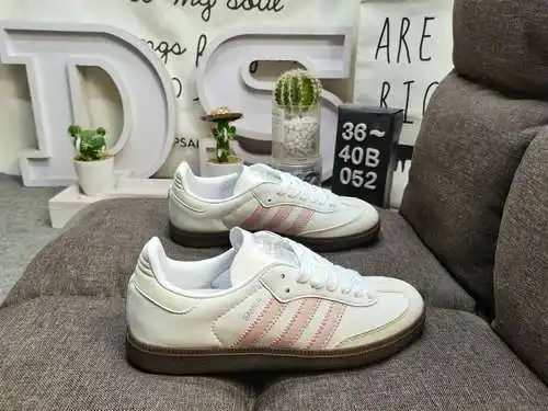 052DAdidas originals Busenitz Vulc adidas Casi 70 años de originales clásicos hechos de gamuza origi