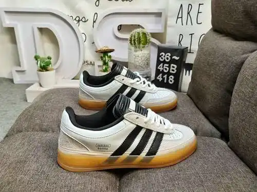 418DBad Bunny x adidas originals GAZELLE INDOOR serie conjunta a nivel corporativo Bad Bunny x adida