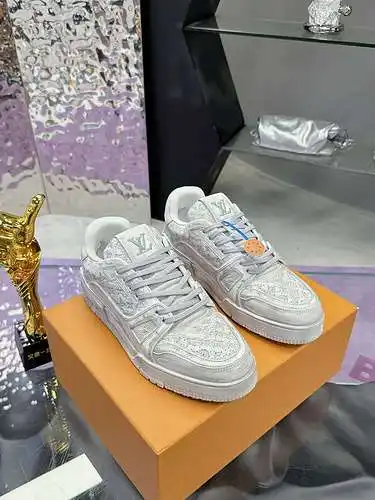 Codificación del modelo LV Couple: 0717E50 Talla: 35-40, 39-45 (46 está hecho a medida y no se puede