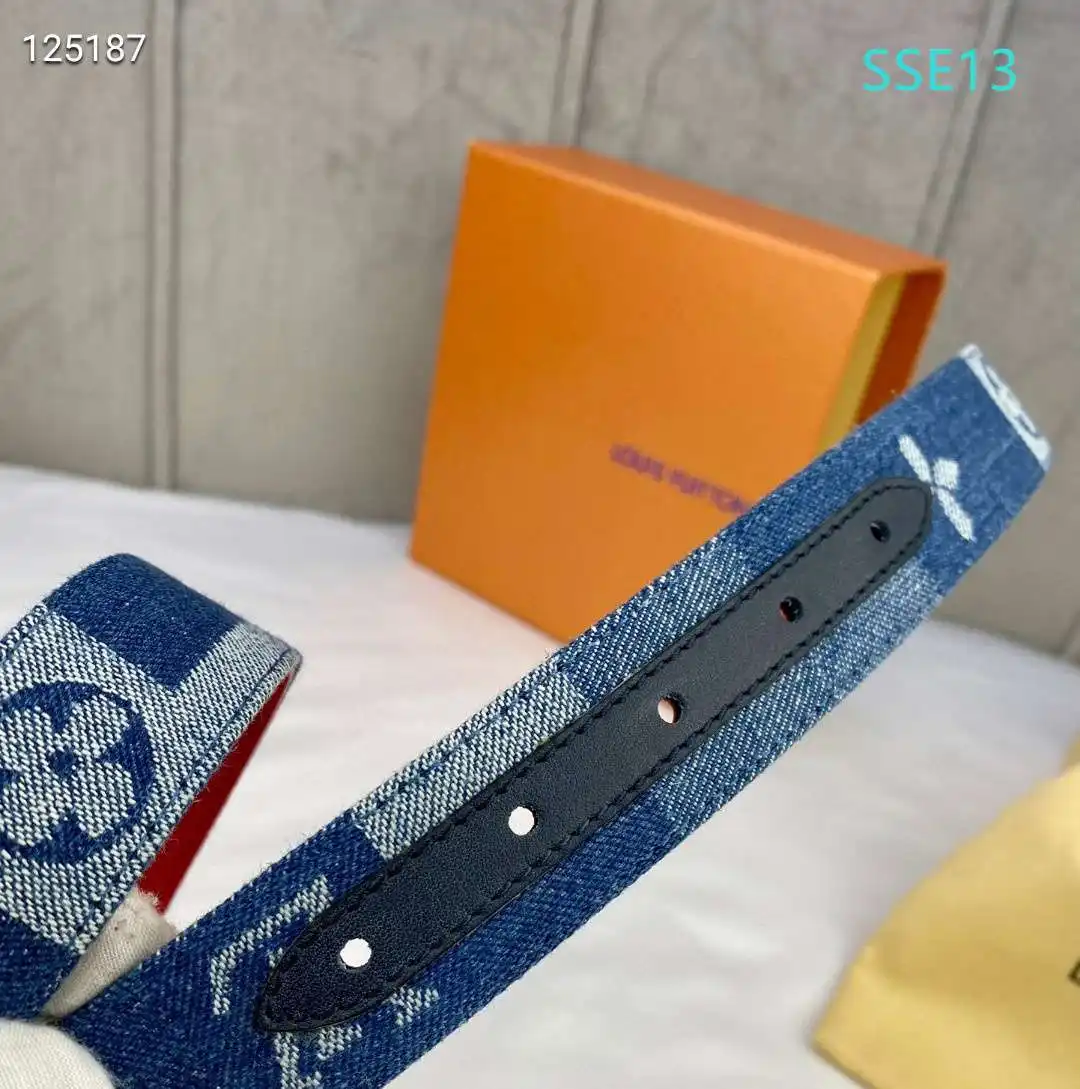 S53301150 (11).webp
