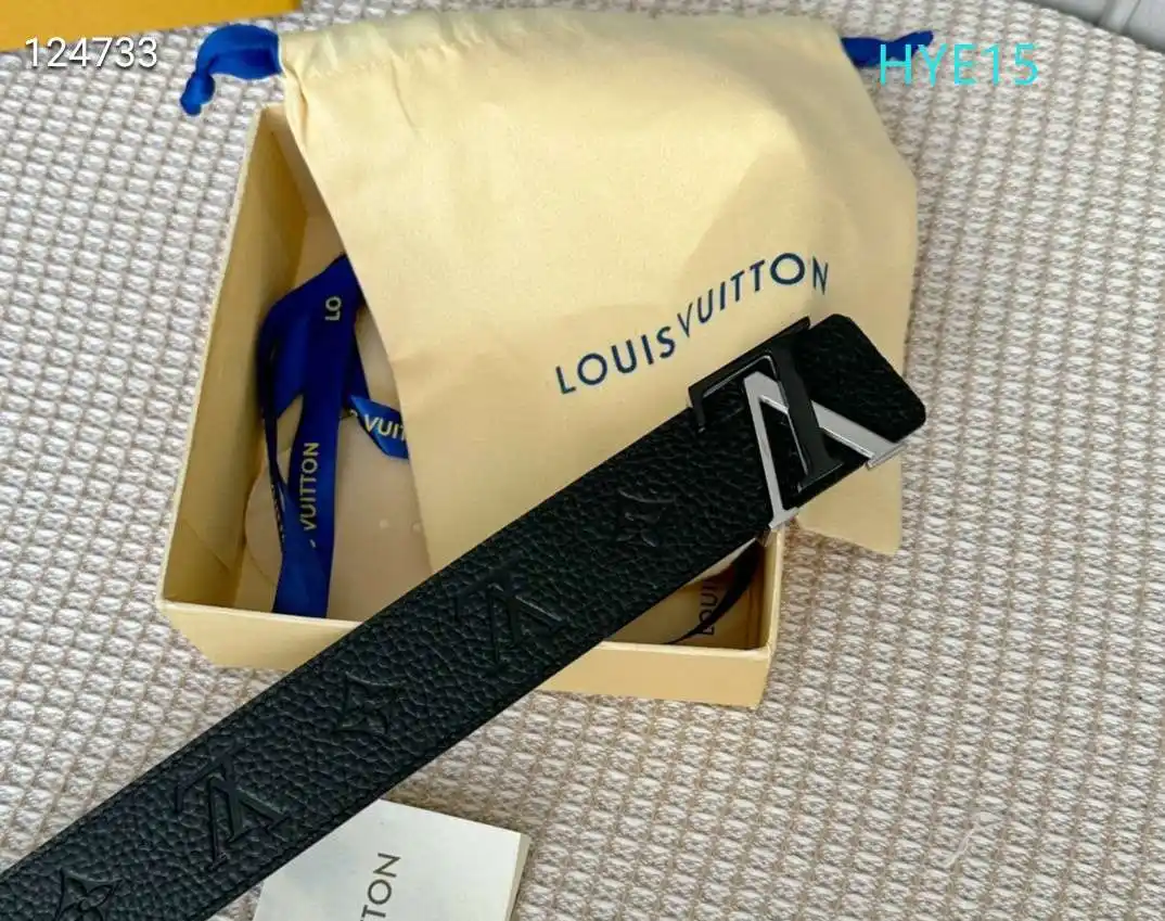 S53301250 (102).webp