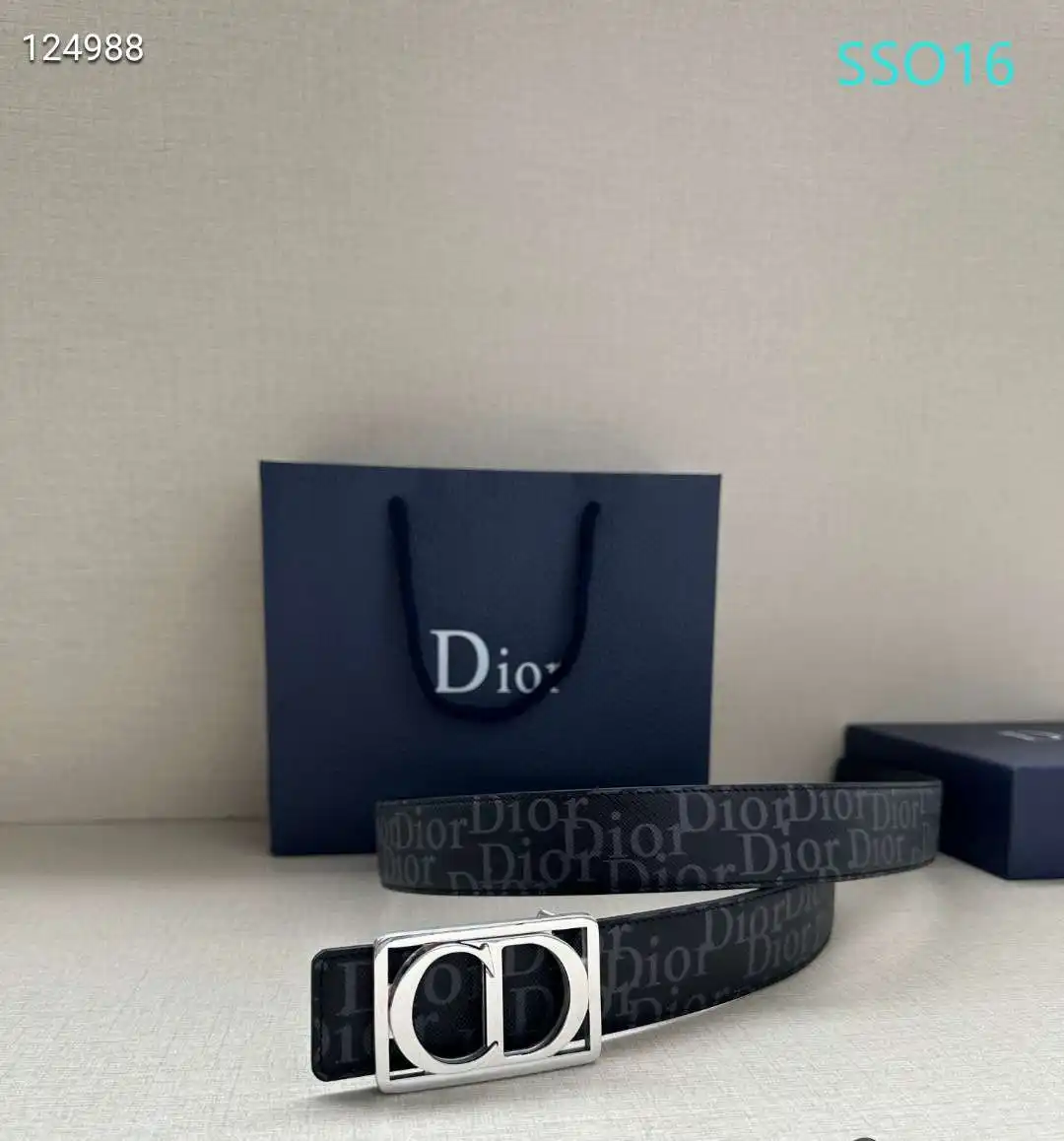 S53301250 (7).webp