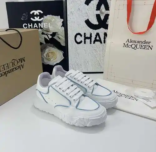 McQueen* Modelo Pareja Código: 0717C60 Talla: Mujer 34-39, Hombre 38-46 (Mujer 34 40 41 Hombre 38 45