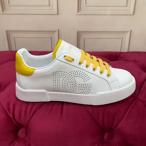 Dolce & Gabbana Pareja Código de modelo: 0717C40 Talla: Mujer 35-41 Hombre 38-45