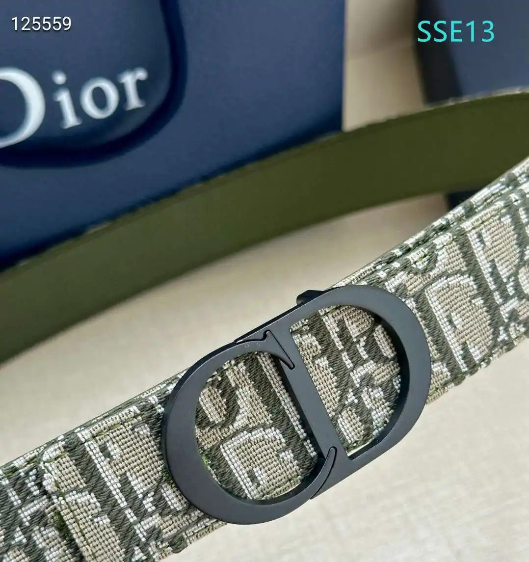 S53301150 (5).webp