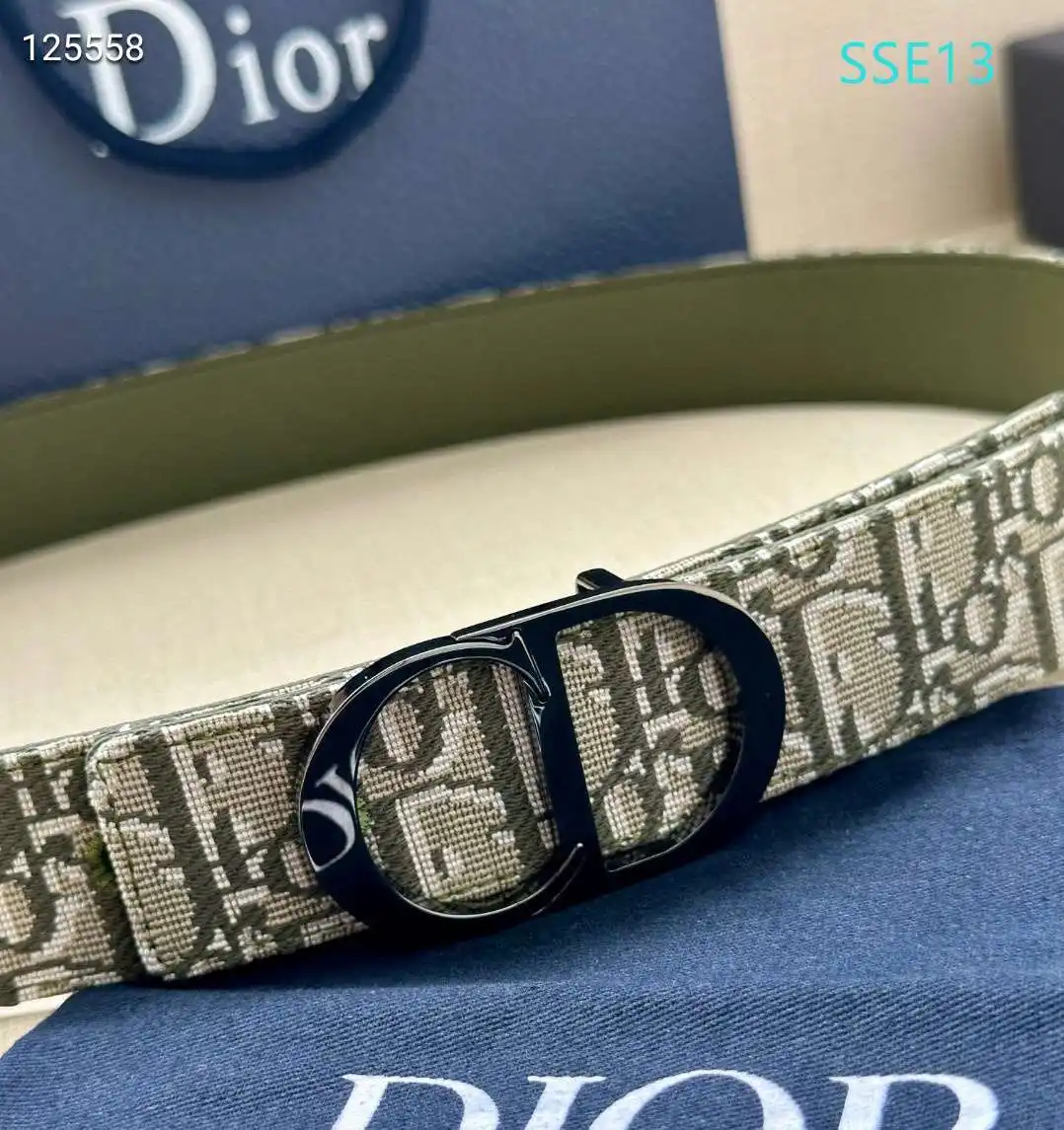 S53301150 (10).webp