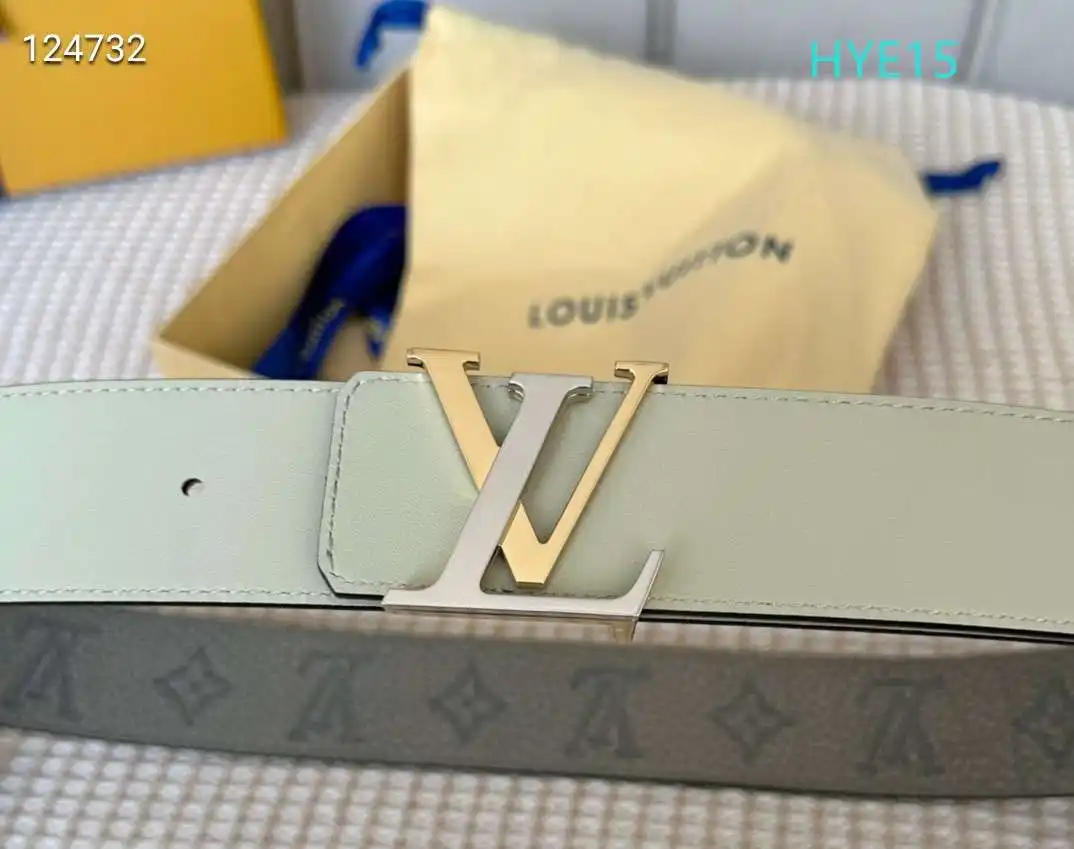 S53301250 (110).webp