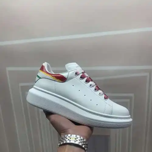 McQueen* Zapatos para hombre y mujer Código: 0318C30 Talla: Mujer 34-41., Hombre 38-46 Observaciones