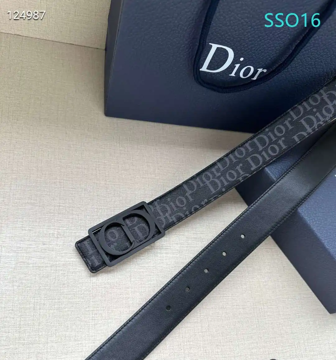 S53301250 (11).webp