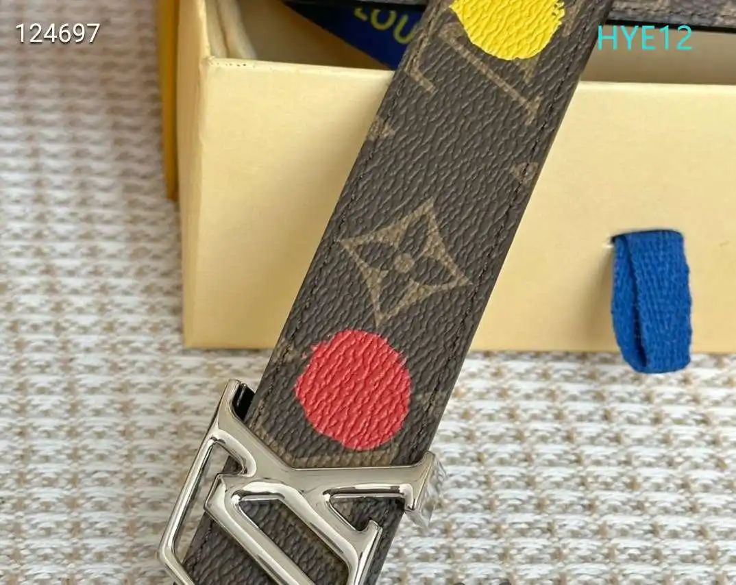 S53301150 (11).webp