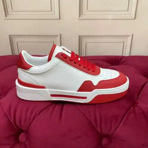 Modelo de pareja Dolce & Gabbana Código: 0717C60 Talla: 35-45