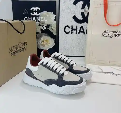 McQueen* Modelo Pareja Código: 0717C60 Talla: Mujer 34-39, Hombre 38-46 (Mujer 34 40 41 Hombre 38 45