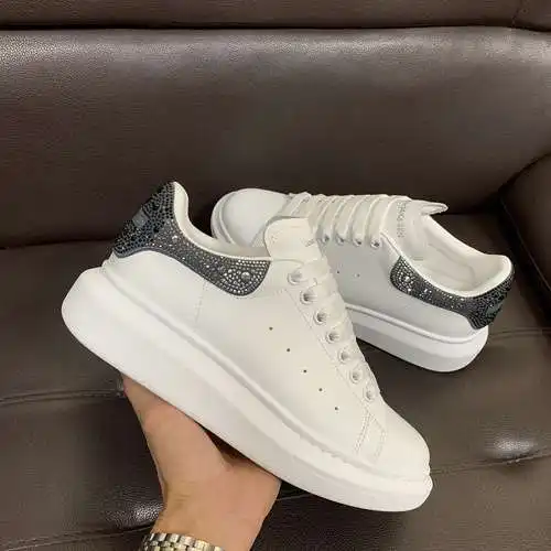 McQueen* Zapatos para hombre y mujer Código: 0526C60 Talla: Mujer 34-41. Hombres 38-46
