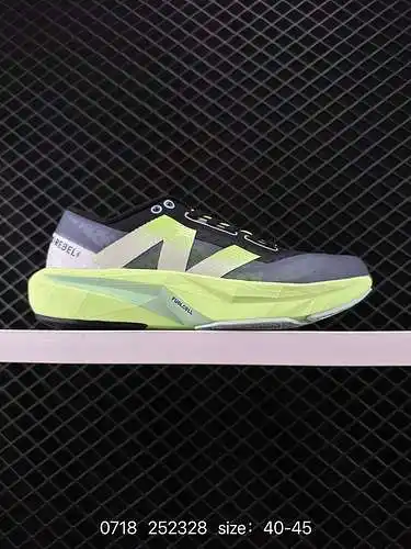 4 ▪️NB New Balance New Balance FuelCell Rebel v4 Preview Zapatillas deportivas para correr de marató
