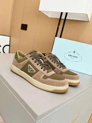 Prada Couple Model Code: 0717C40 Size: 35-46