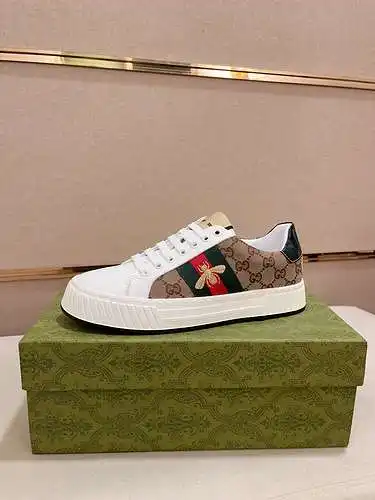 Zapatos de hombre GUCCI Código: 0719B30 Talla: 38 a 44