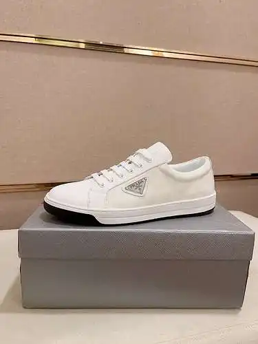 Prada men's shoes Code: 0719B80 Size: 38 to 44 (can be customized 45 46 non-returnable)