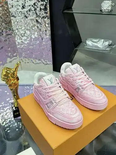 Codificación del modelo LV Couple: 0717E50 Talla: 35-40, 39-45 (46 está hecho a medida y no se puede