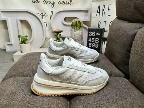La serie de zapatillas retro 699DAdidas es popular en todo el mundo. Aprovechando esta ola, la marca