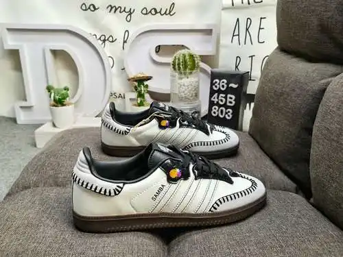 803DAdidas originals Busenitz Vulc adidas Casi 70 años de originales clásicos hechos de gamuza origi