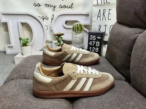 126DAdidas originals Busenitz Vulc adidas Casi 70 años de originales clásicos hechos de gamuza, horm