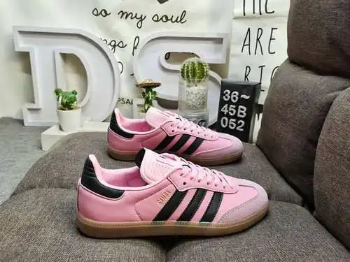 052DAdidas originals Busenitz Vulc adidas Casi 70 años de originales clásicos hechos de gamuza, horm