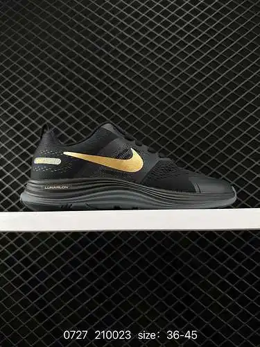 Las zapatillas para correr, deportivas y casuales con amortiguación de la serie AIR PEGASUS + 3X moo