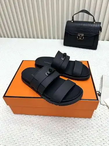 Hermes Pareja Modelo Codificación: 0725C30 Talla: Mujer Código: 34-40 (Mujer 41 personalizado) Hombr