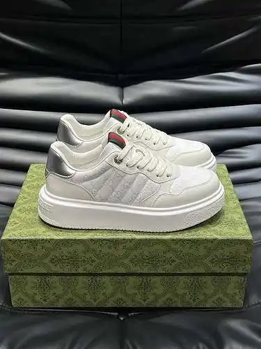 Zapatos de hombre GUCCI Código: 0727B90 Talla: 38-44 (45 personalizados)